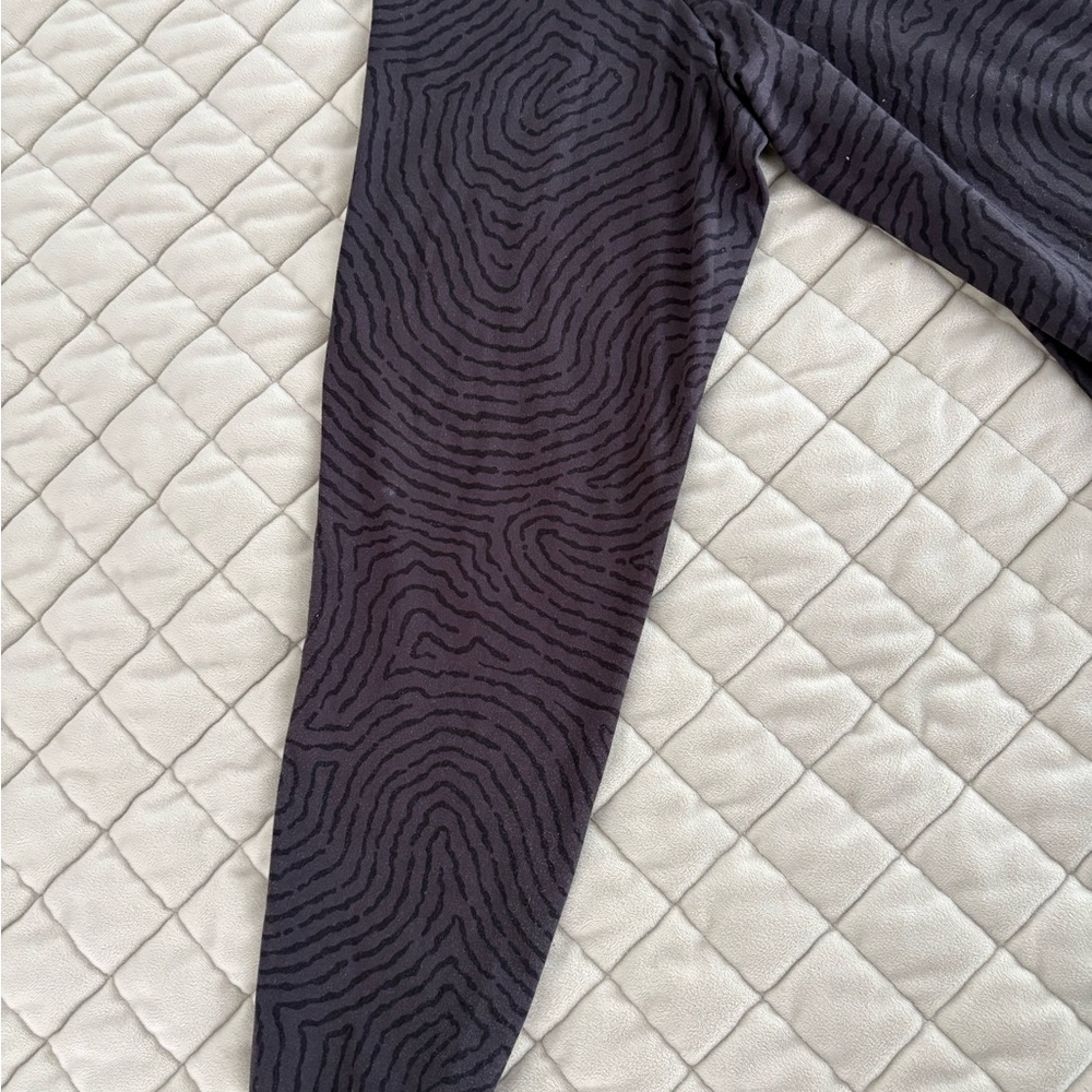 Gray Patterned Quarter-Zip Pullover - image 2